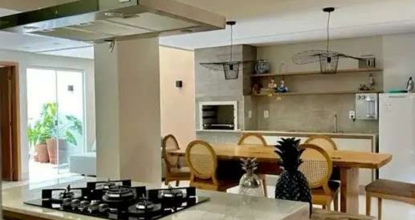 Casa em Condomínio no Parque Amazônia, Goiânia, 4 Suítes à Venda