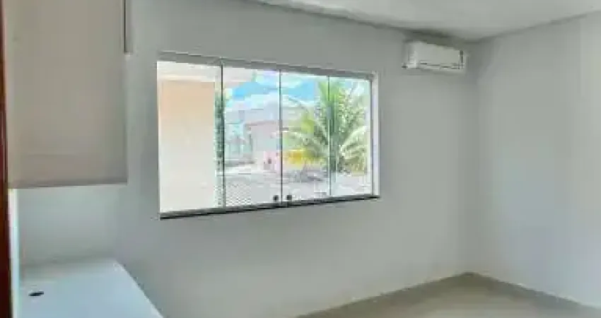 Casa de Condomínio à Venda no Jardins Madri, Goiânia – 3 Suítes