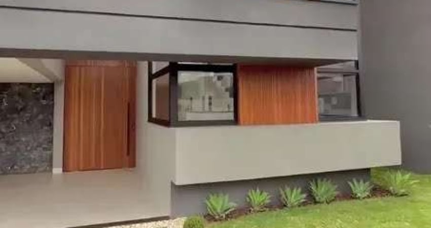 Casa de Condomínio à Venda no Goiânia Golfe Clube, 5 Suítes