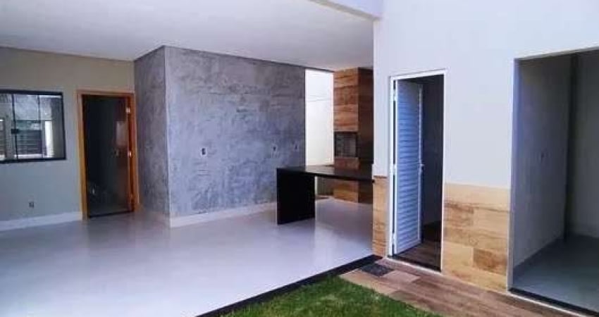 Casa à Venda em Jardim Atlântico, Goiânia: 3 Suítes, 210m²