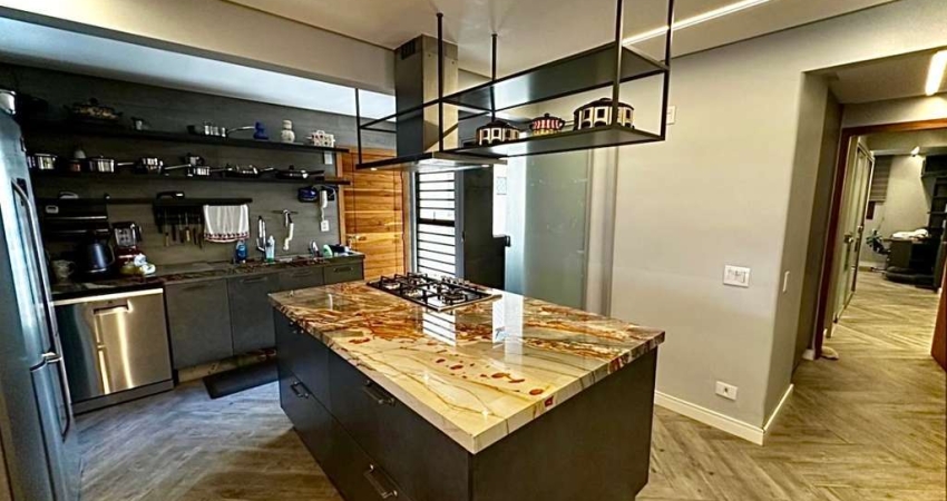 Apartamento à venda em Nova Suiça, Goiânia: 137m², 3 quartos, 2 suítes, 3 banheiros. Confira por R$778.000!