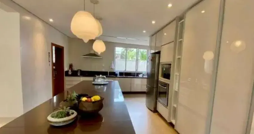 Casa com 5 quartos à venda na Avenida V 1, Cidade Vera Cruz, Aparecida de Goiânia