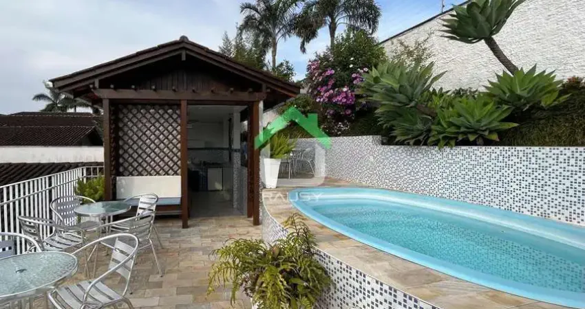 Casa em Glória  -  Joinville