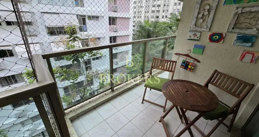 Apartamento à venda, Botafogo (Nova Urca) - Varanda, 2 quartos sendo 1 suíte, 1 banheiro social, 1