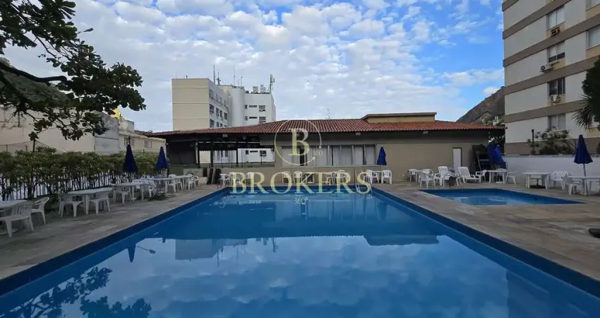 Apartamento à venda Rua Santa Clara - Copacabana. 3 quartos, 2 banheiro sociais, 2 vagas - 90 m² -