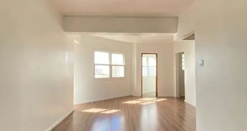 Apartamento 2 dorm. 63m² Centro Histórico - Porto Alegre