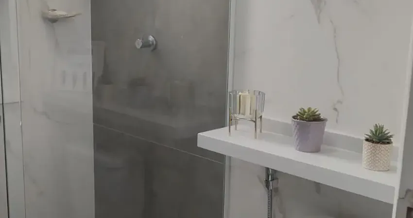 Encantador Sobrado com Espaço, Conforto e Localização Privilegiada no Bairro Nova Petrópolis!!