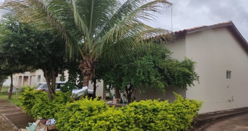 Casa em condomínio fechado com 2 quartos à venda na Avenida B, 38, Nova Vila, Caldas Novas