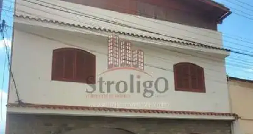 C516 Casa ampla com 3 quartos com terraço, Perissê- Nova Friburgo-RJ