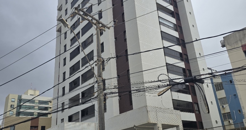 Excelente Apartamento 3/4 no Costa Azul