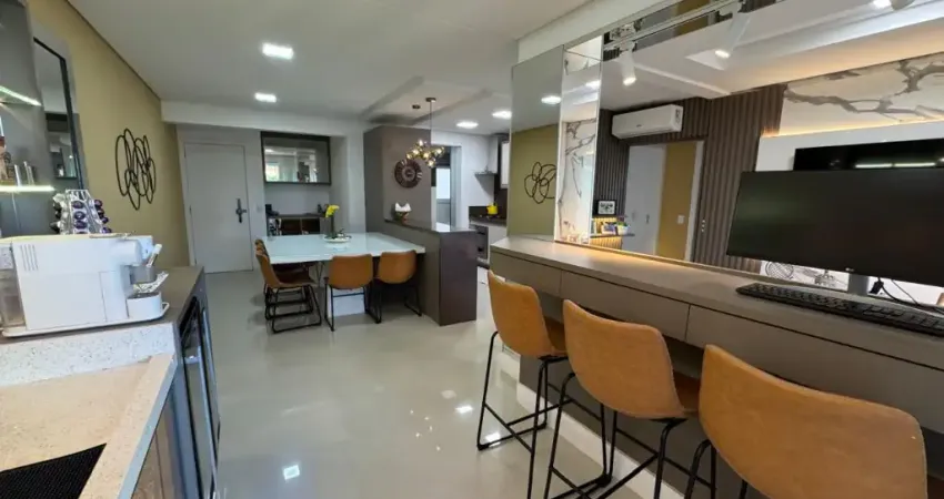 Apartamento totalmente mobiliado de 91,20m2 é perfeito para morar na melhor localização no centro de palhoça.