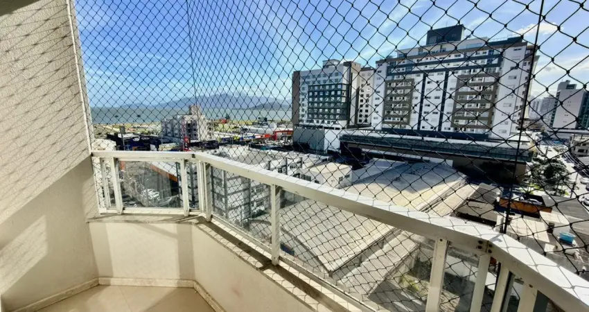 Apartamento amplo com 110m² de área privativa e 125m² de área total, localizado em Campinas – São José/SC.