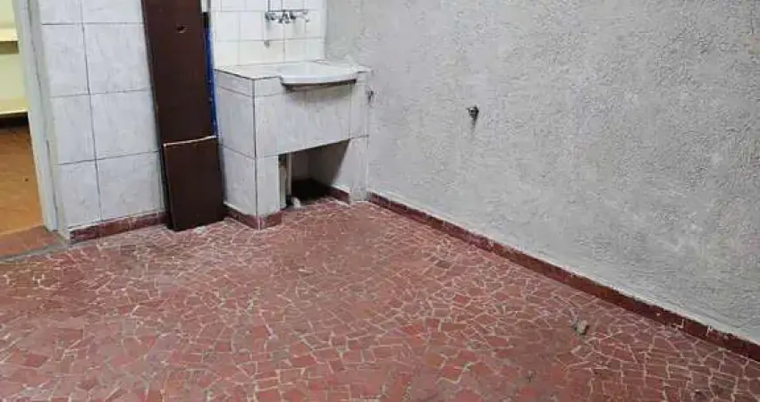 Casa com 2 quartos para alugar na Vila Carrão, São Paulo