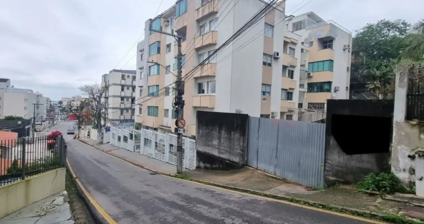 Terreno à venda na Rua Júlio Dias, 584, Coqueiros, Florianópolis