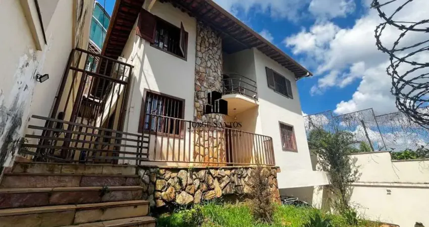 Casa com 4 quartos à venda na Rua Senador Amaral, 30, Comiteco, Belo Horizonte