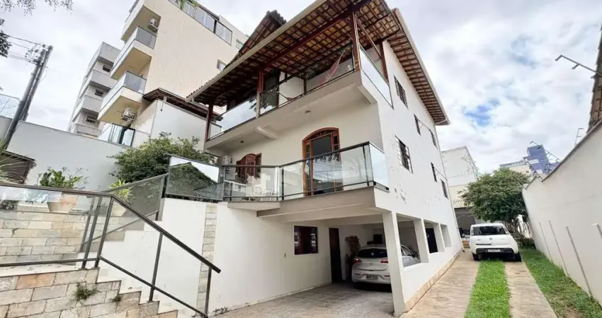 Casa para Venda em Belo Horizonte, Serrano, 4 dormitórios, 3 banheiros, 5 vagas