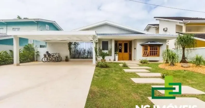 Casa em condomínio fechado com 6 quartos à venda no Tabatinga, Caraguatatuba 