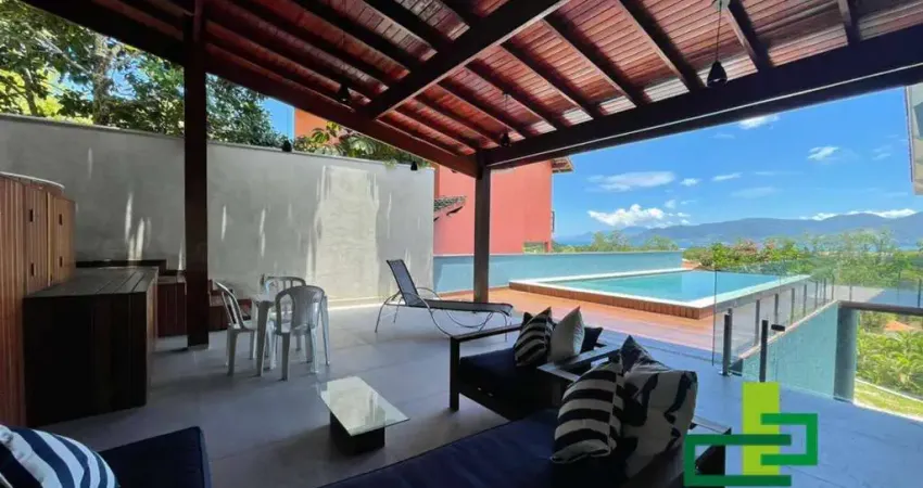 Venda e Temporada | Luxuosa Casa no Condomínio Recanto da Lagoinha Ubatuba.