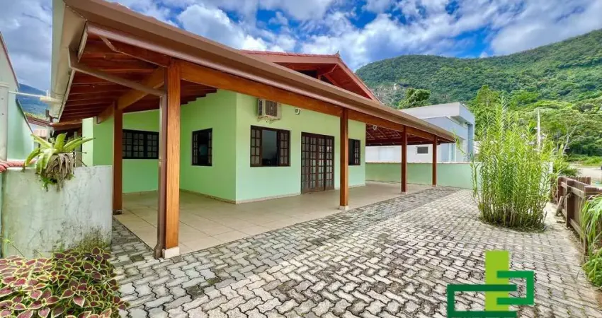 Casa em condomínio fechado com 3 quartos à venda no Mar Verde, Caraguatatuba 