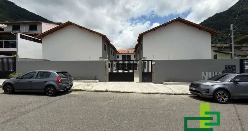VENDA | CASA EM VILLAGIO NO CIDADE JARDIM.