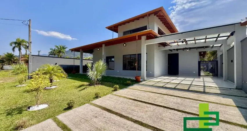 Casa em condomínio fechado com 3 quartos para alugar no Mar Verde, Caraguatatuba
