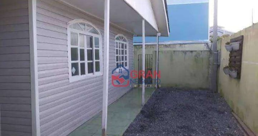 Casa com 2 quartos na Borda do Campo - São José dos Pinhais/PR