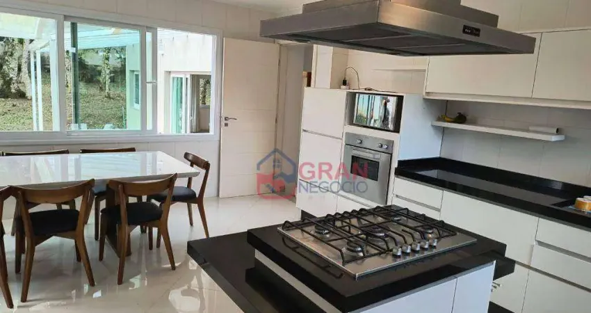 Casa alto padrão para aluguel em condomínio fechado com bosque privativo