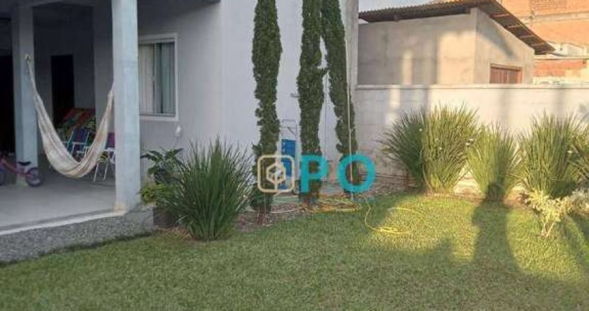 Casa com 4 dormitórios à venda, 175 m² por R$ 850.000,00 - Meia Praia - Navegantes/SC