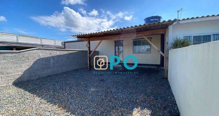 Casa com 2 dormitórios para alugar, 50 m² por R$ 1.800,00/mês - Gravatá - Navegantes/SC