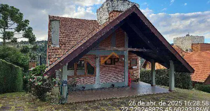 Casa com 3 dormitórios à venda, 253 m² por r$ 1.210.897,17 - imbiri - campos do jordão/sp