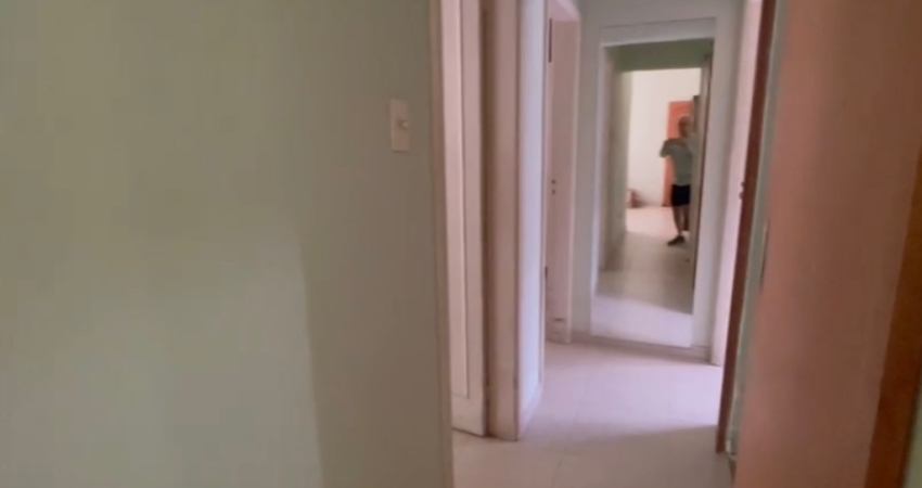 Apartamento ótimo a 2 quadras da praia
