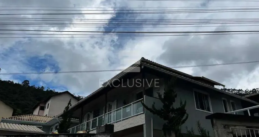 Excelente casa 3 quartos - R$520.000,00 - Sitio são Luiz - Nova Friburgo