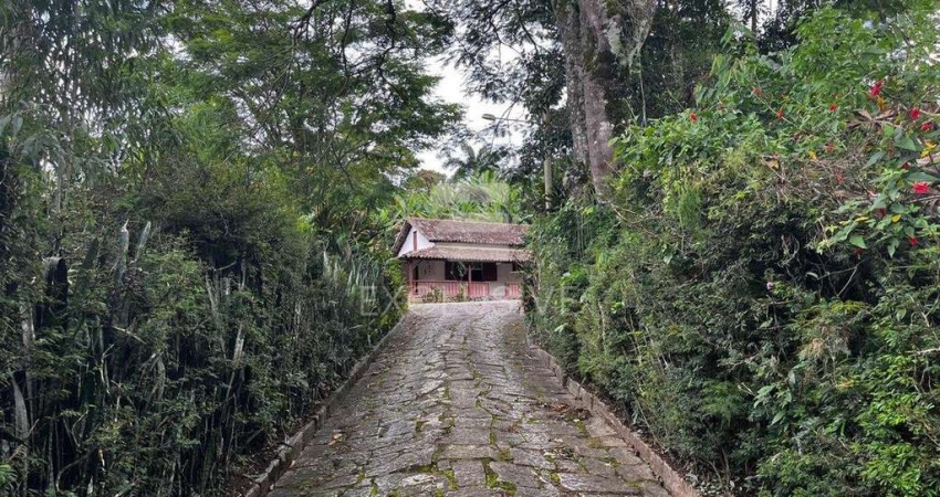 CASA TIPO SÍTIO COM 3 DORMITÓRIOS R$1.600.000 - DUAS PEDRAS - NOVA FRIBURGO