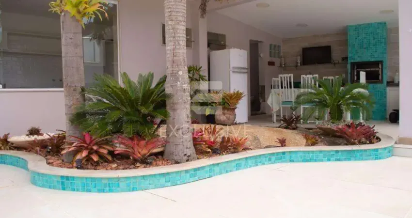 Casa com 4 quartos/ Venda por R$ 2.500.000 Cônego-Nova Friburgo