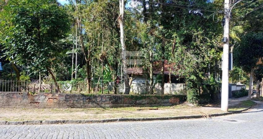 Terreno à venda, 440,30 m² por R$ 330.000 - Parque São Clemente- Nova Friburgo/RJ