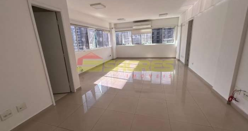 Sala comercial para alugar na Rua Joaquim Manuel de Macedo, 199, Barra Funda, São Paulo