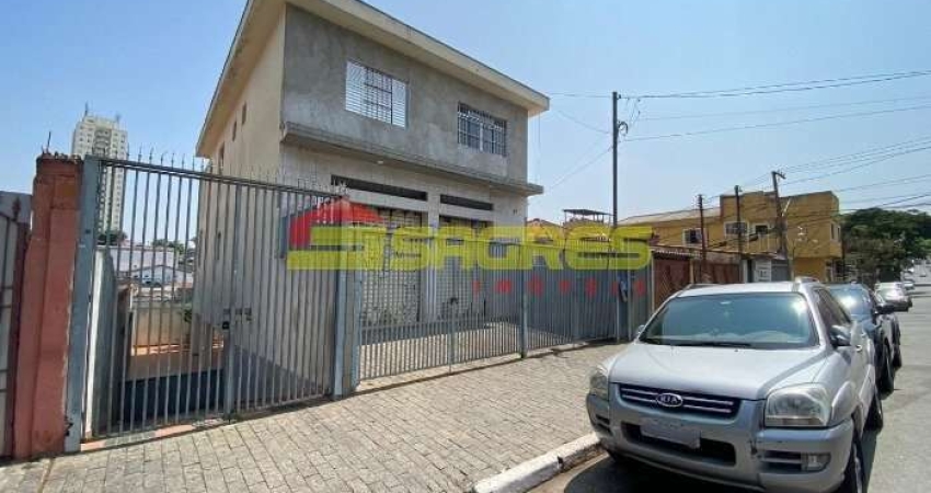 Prédio com 11x21 de terreno  e 318m² de área construída por= R$800.000,000