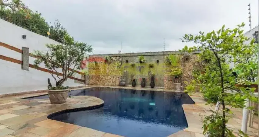 Sobrado com 05 Dormitórios, Sítio do Mandaqui por: R$ 10.000,00