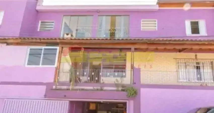 Sobrado com 04 Dormitórios, Vila Marina por: R$ 3.800,00
