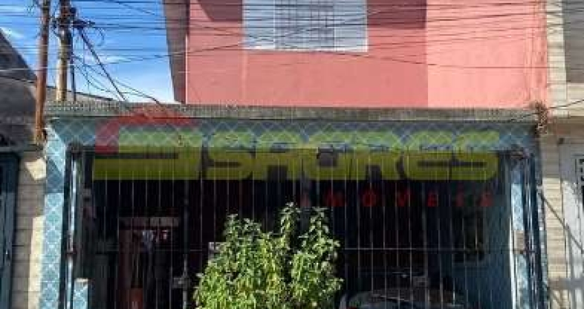 Sobrado com 2 Quartos à Venda, 170m² por R$ 450.000