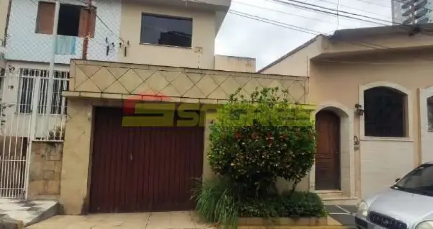 Casa com 3 quartos à venda na Professor Piquet Carneiro, 04, Vila Paiva, São Paulo