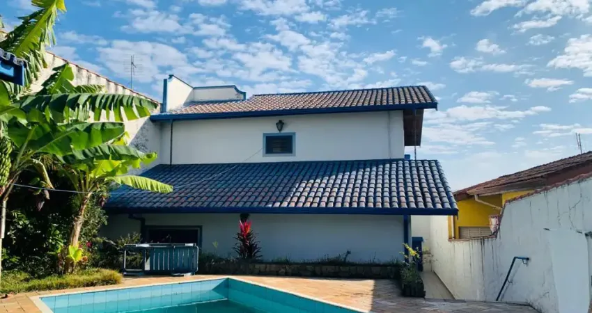 Casa com piscina  Bairro Vila Neto Atibaia/SP Codig:356
