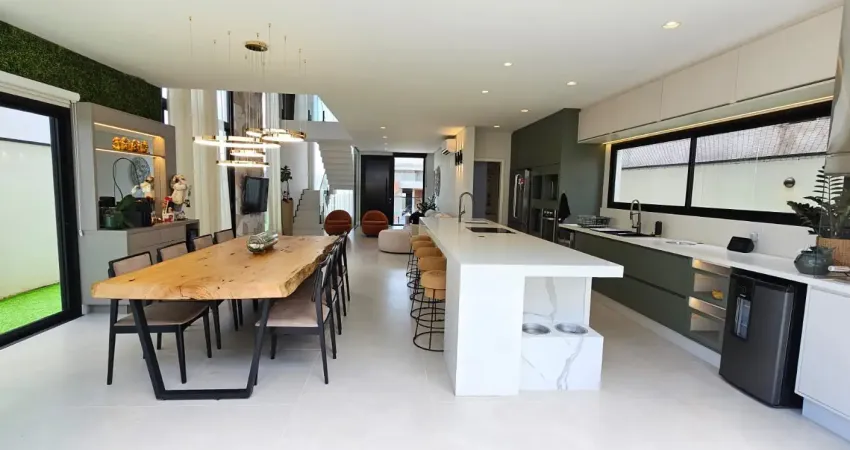 Casa de Condomínio com 4 Quartos à venda, 268m² - Lot. Reserva Ermida II