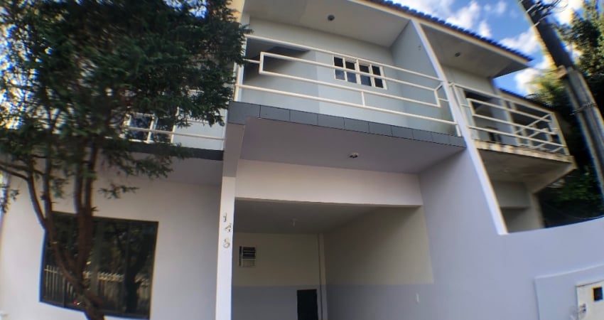 Alugo sobrado no Country em Cascavel Pr