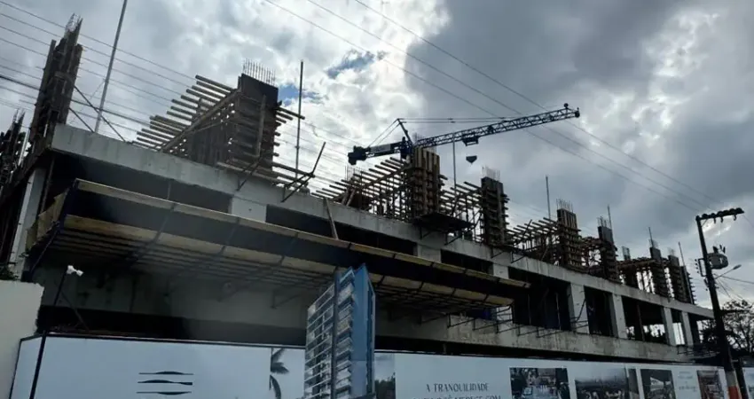 Apartamento em construção no bairro São Francisco em Camboriú