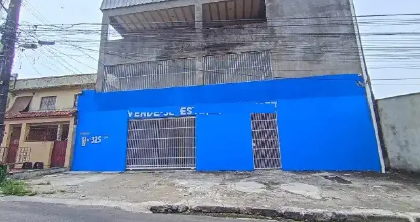 Prédio com 20 apartamentos padrão com 2qts e um ap térreo com 3 suites