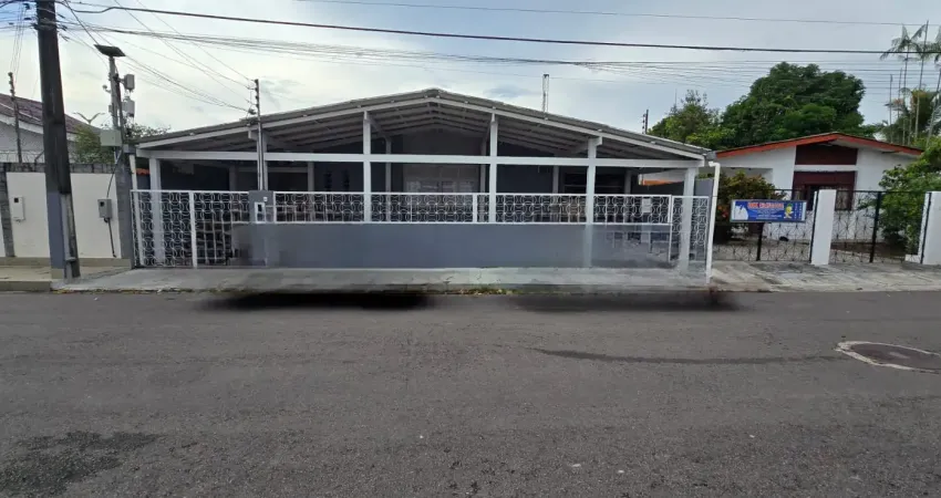 Venda - casa com piscina - conjunto kissia 2 - ótima localização