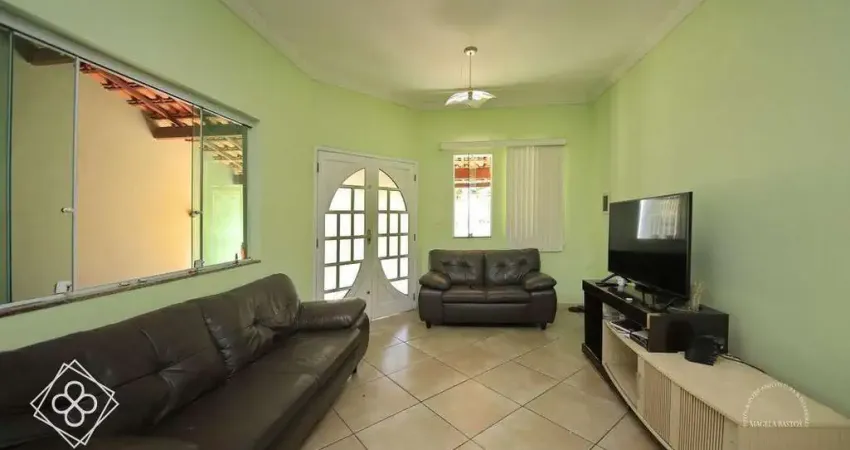 Casa para Venda em Pinheiral / RJ no bairro Planalto do Sol