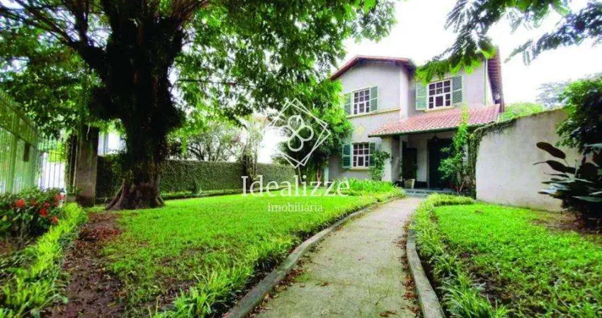 Casa para Venda em Volta Redonda / RJ no bairro Laranjal