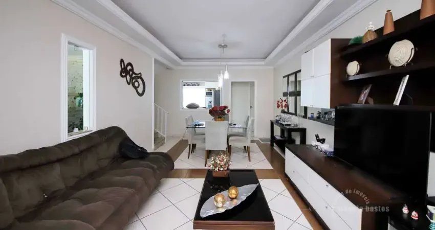 Casa para Venda em Volta Redonda / RJ no bairro Jardim Belvedere